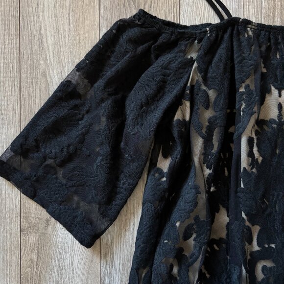 Charlotte Russe Embroidered Black Floral Lace Top Womens Small Whimsigoth Y2K - Picture 3 of 15